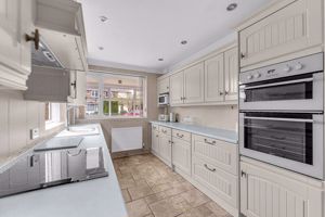 Photo 8- click for photo gallery